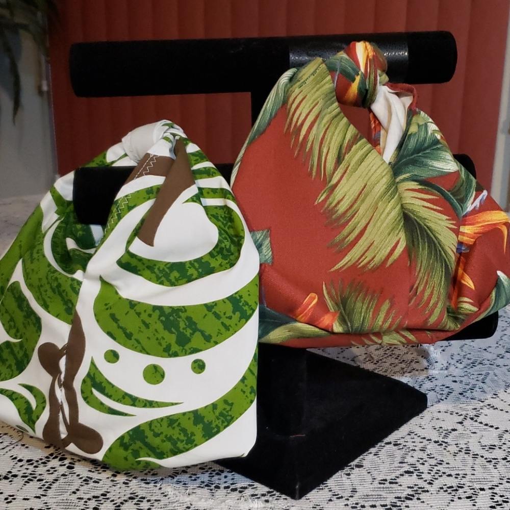 Mini Knotted Wristlet bag.